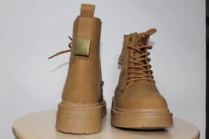Botas Casual de Cordones Camel – Estilo y Resistencia
