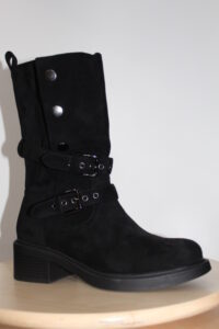 Bota militar de antelina ideal para este invierno