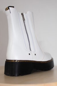 Bota Urban White: Minimalismo con poder