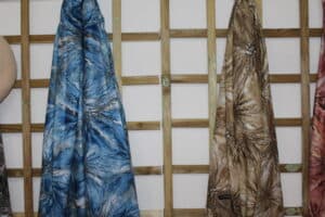 Pañuelos Tie-Dye | Estilo Bohemio en Azul y Marrón y Granate