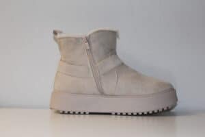 Botines Beige de Plataforma con Forro de Pelo